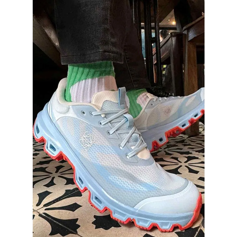 First Copy Loewe X On Cloud Venture 2.0 Blue Red White Shoes For Men (BSF1058) First Copy Loewe X On Cloud Venture 2.0 Blue Red White Shoes For Men (BSF1058)