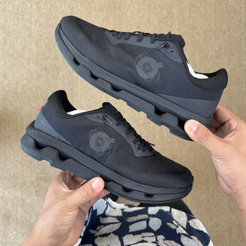 Premium Kith X Cloudzone Black Worldwide Shoes For Men (CSO1884) Premium Kith X Cloudzone Black Worldwide Shoes For Men (CSO1884)