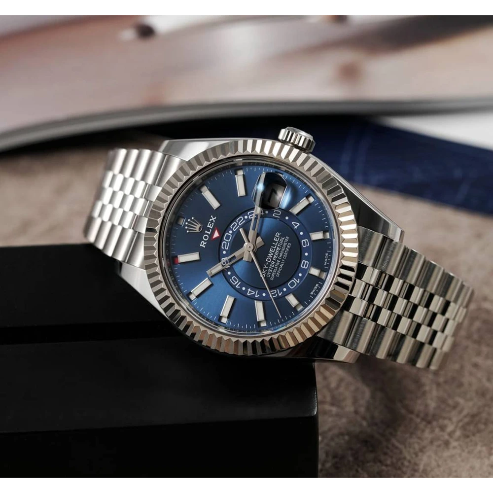 Rolex Oyster Watch Perpetual Sky Dweller For Men (CSO1630)