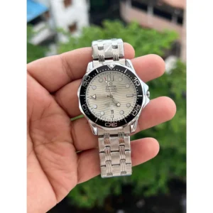 Stylish Omega Watch Silver White For Men (MGC145)