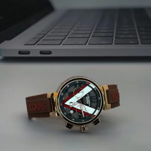 Louis Vuitton LV Quartz